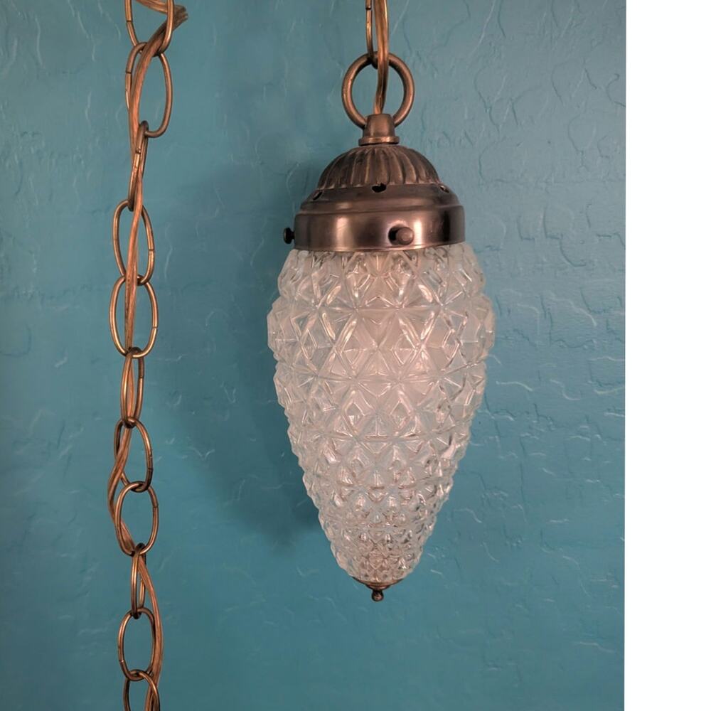 Hollywood Regency Pineapple Swag Lamp 12"